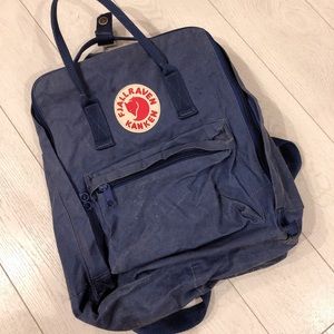 Fjallraven Kanken bag